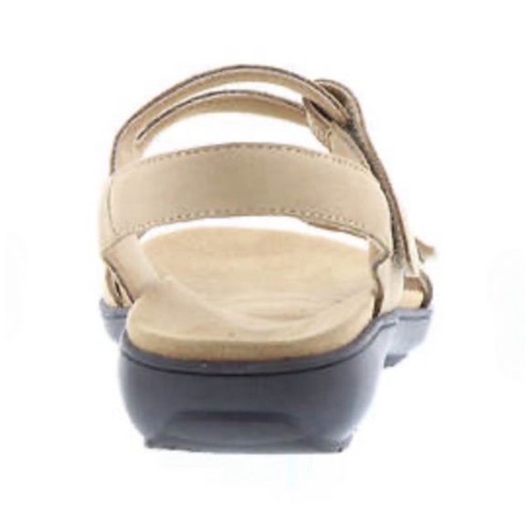 TROTTERS •
KATARINA 3 COMFORT INSOLE STRAPPY FLAT SANDALS - Picture 5 of 8